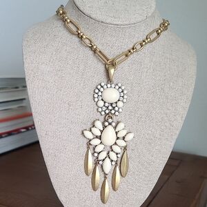 Stella & Dot Gold and Cream Bohemian Necklace